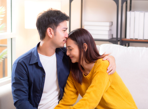 婚姻更多的是利益关系，尤其是男人出轨之后